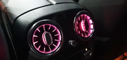 : 벤츠 E43 AMG 엠비언트 송풍구 교체 : 날마다 기분따라 엠비언트 색상을 통해 색다른 기분전환 ✨ 같은 도로 위 다른 기분 🎶 대구 대명동 씨앤디인터내셔널 대구씨앤디 :