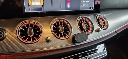 대구 벤츠 W213 E200 18년식 송풍구 엠비언트 1열 2열 장착 작업 BENZ E클래스 실내 LED 엠비언트 라이트 무드등 터빈디자인 튜닝업! 대구수입차정비 벤츠튜닝 씨앤디
