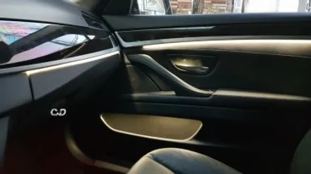 :: 대구 튜닝샵 528i F10 13년식 엠비언트 잘하는 곳 🌈:: BMW 5시리즈 3색 엠비언트(가변) 장착 - 주황색 / 아이스블루 / 화이트  :: 수입차 전문점 씨앤디✔
