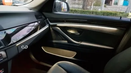 :: 대구 튜닝샵 528i F10 13년식 엠비언트 잘하는 곳 🌈:: BMW 5시리즈 3색 엠비언트(가변) 장착 - 주황색 / 아이스블루 / 화이트  :: 수입차 전문점 씨앤디✔