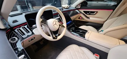 벤츠 신형 S클래스 W223 S450 4매틱 23년식 액티브 엠비언트 라이트, 미드커버 엠비언트, 피아노라커트림, 4D 부메스터 스피커 장착 작업 W223튜닝 시공후기 대구씨앤디