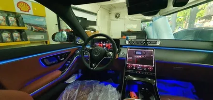 [엠비언트 작업] 벤츠 s클래스 w223 s450 엠비언트 부메스터 시공과 함께 리어 모니터시공으로 실내 엠비언트 튜닝! 차튜닝 대구튜닝샵 자동차인테리어 자동차튜닝 자동차개조 튜닝