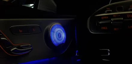 차량 실내 인테리어의 꽃🌸LED송풍구 : 벤츠 W205 C200 카브리올레 19년식 LED 송풍구, LED미드커버 장착 : 색상 변경가능, 분위기 전환가능 : 대명동 대구씨앤디