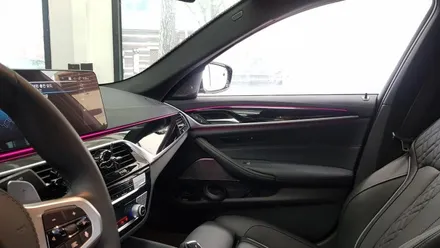 BMW G30 530e 회오리트위터 미드커버 미드스피커 장착 작업 대구 BMW정비 BMW튜닝 수입차정비 전문점 씨앤디인터내셔널 5시리즈 LED 트위터 시공후기 실내 엠비언트 무드등