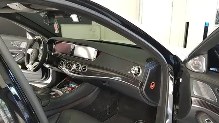 벤츠 S클래스 W222 S500 송풍구LED 천장센터 선글라스케이스 실버 부메스터st 엠비언트 시공 작업 대구 벤츠튜닝 실내엠비언트 장착 전문점 씨앤디인터내셔 사이드 엠비언트 전문