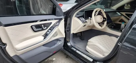 [C&D인터내셔널] 벤츠 신형 S클래스 W223 S450 23년식 액티브 엠비언트 라이트, 미드커버 엠비언트, 피아노라커트림, 4D 부메스터 스피커 장착 작업 W223튜닝