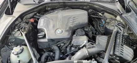 BMW F10 528i 엔진오일교환 및 냉각수누유로 인한 냉각수통 교체 작업 BMW528i 5시리즈 합성유 쉘 힐릭스 ECO 5W30 필터교체 대구수입차정비 앞산 씨앤디인터내셔널