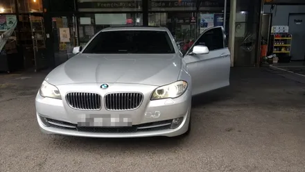 수입차튜닝 : BMW 5시리즈 F10 520d (2011) 가변 실내 엠비언트 시공 : 4도어 + 조수석 대시보드 / 스타트버튼 1대1 교체 / 남구대명동 대구정비소 대구씨앤디✨