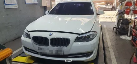대구: 수입차정비소 / 누유발생 BMW 5시리즈 F10 520d (2013) 프론트케이스 커버 교체 / 타는냄새 🥵 남구 대명동 카센타 정비·점검 안지랑네거리 대구씨앤디