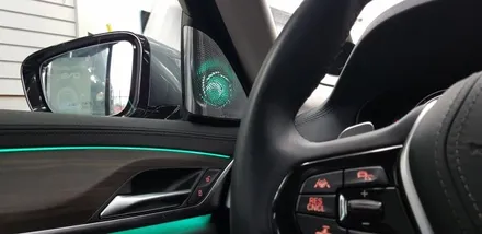 : BMW G30 520d 바워스앤윌킨스ST 회오리트위터, 미드커버 뱅앤올룹슨ST 미드스피커 장착 : 차량실내 분위기를 더욱 무드있게 연출하고싶다면? : 대구대명동 씨앤디인터내셔널