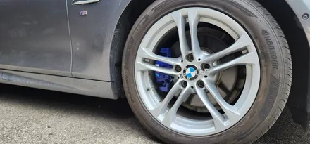대구 BMW 528i F10 (2016) 블루 캘리퍼 도색 작업 후기👀 :: 바퀴에 시선이 자꾸만 가는 드레스업 튜닝💙:: 5시리즈 비포 애프터 :: 남구 튜닝샵 카센터 씨앤디