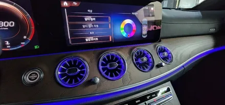 벤츠 W213 E250 22년식 LED송풍구 엠비언트 1열 2열, 4D부메스터 트위터, LED미드스피커커버 장착 튜닝작업 BENZ E클래스 실내 무드등 대구수입차튜닝 앞산 씨앤디
