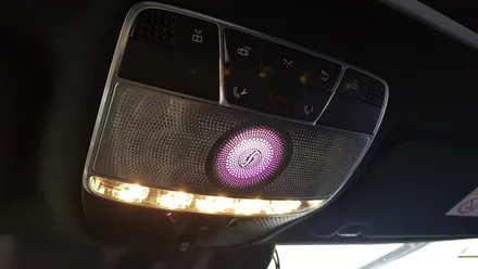 벤츠 S클래스 W222 S500 송풍구LED 천장센터 선글라스케이스 실버 부메스터st 엠비언트 시공 작업 대구 벤츠튜닝 실내엠비언트 장착 전문점 씨앤디인터내셔 사이드 엠비언트 전문