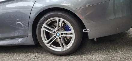 대구 BMW 528i F10 (2016) 블루 캘리퍼 도색 작업 후기👀 :: 바퀴에 시선이 자꾸만 가는 드레스업 튜닝💙:: 5시리즈 비포 애프터 :: 남구 튜닝샵 카센터 씨앤디