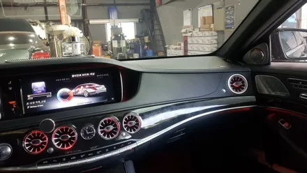 다양한 색상으로 날마다 다른 분위기 ✨ : 벤츠 W222 S500 송풍구 엠비언트, 부메스터st 선글라스함, 천장센터, 천장사이드 엠비언트 시공 : 대명동 대구씨앤디 :
