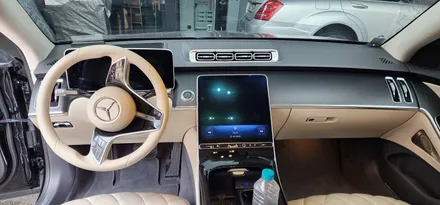[C&D인터내셔널] 벤츠 S클래스 W223 S450 23년식/ 엠비언트라이트로 실내 분위기를 은은하게! 4D 부메스터 스피커/ 액티브 엠비언트/ 미드커버 엠비언트/ 피아노 라커트림