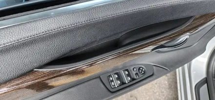 BMW F01 F02 740Li 11년식 실내손잡이 진득거림으로 인한 운전석 손잡이 커버 장착 작업 BMW고질병 BMW실내손잡이 BMW손잡이 7시리즈 운전석손잡이커버  대구씨앤디