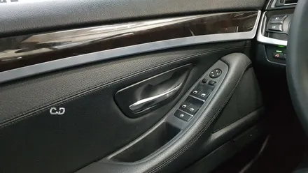 :: 대구 튜닝샵 528i F10 13년식 엠비언트 잘하는 곳 🌈:: BMW 5시리즈 3색 엠비언트(가변) 장착 - 주황색 / 아이스블루 / 화이트  :: 수입차 전문점 씨앤디✔