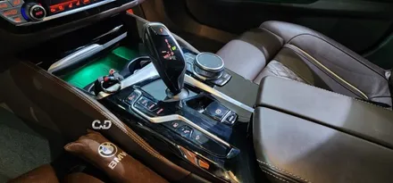 [대구 남구 수입차 씨앤디] BMW 530e G30 LCI 21년식 :: 크리스탈 기어봉 세트 장착 및 회오리 트위터 시공 :: 조그셔틀+스타트버튼 :: 반짝반짝 빛나는 기어봉✨