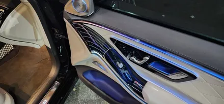 [C&D인터내셔널] 벤츠 S클래스 W223 S450 23년식/ 엠비언트라이트로 실내 분위기를 은은하게! 4D 부메스터 스피커/ 액티브 엠비언트/ 미드커버 엠비언트/ 피아노 라커트림