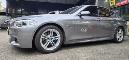 대구 BMW 528i F10 (2016) 블루 캘리퍼 도색 작업 후기👀 :: 바퀴에 시선이 자꾸만 가는 드레스업 튜닝💙:: 5시리즈 비포 애프터 :: 남구 튜닝샵 카센터 씨앤디