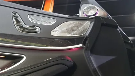 벤츠 S400d W222 부메스터 전동트위터 스피커 장착작업 벤츠부메스터튜닝작업 엠비언트 스피커튜닝장착점 벤츠전문점 벤츠튜닝전문점 실내무드등 대구앞산씨앤디인터내셔널