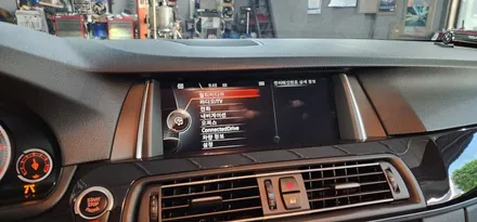 BMW F10 520d 16년식 안드로이드 모니터 작업 여행 갈때도 큰 화면으로! 올인원 네비게이션 자동차안드로이드 올인원 자동차모니터 안드로이드올인원설치 차량용TV 차량용모니터