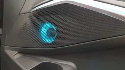 [실내차량인테리어] BMW 3시리즈 G20 320i 19\'- 회오리트위터 스피커, 미드레인지, 도어캐치 장착 : 엠비언트 라이트 은은하고 고급진 느낌 ✨ 수입차용품 대구씨앤디 :