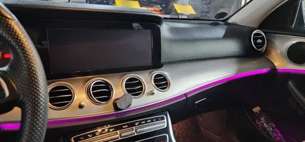 대구 벤츠 W213 E200 18년식 송풍구 엠비언트 1열 2열 장착 작업 BENZ E클래스 실내 LED 엠비언트 라이트 무드등 터빈디자인 튜닝업! 대구수입차정비 벤츠튜닝 씨앤디