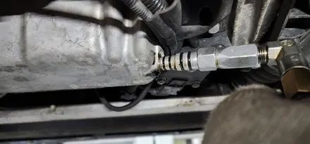 미니쿠퍼 D 5도어 17년식 엔진오일교환, 에어컨필터교체, 연료필터교체 작업 MINI COOPER D five-door 합성유 쉘 힐릭스 ECO 대구수입차정비 씨앤디인터내셔널