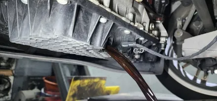 대구 엔진오일 교환 카센터 / 정비소 :: A3 8V (2018) 40 TFSI :: 쉘 ECO 5W30 및 에어크리너(에어필터), 오일필터, 에어컨 필터 교체 과정 :: 씨앤디