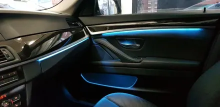BMW G30 520d 회오리트위터, 미드커버, 미드스피커 교체 장착 작업 바워스ST 엠비언트 무드등 BMW튜닝 대구 씨앤디인터내셔널 5시리즈 17년식 엔진오일교환 작업
