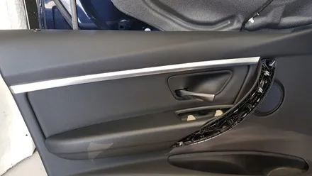 BMW 320d 실내 엠비언트 장착 작업 후기, 17년식 3시리즈 가변 도어 및 오디오 엠비언트 , 실내등 무드등 엠비언트 튜닝 전문점 수입차 정비 대명동 씨앤디인터내셔널