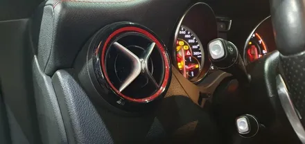 대구 벤츠 CLA 45 AMG 4매틱 송풍구, 도어트림, 대시보드 엠비언트 시공기 차량 내 분위기를 엠비언트 시공으로 반전! 대구엠비언트 엠비언트라이트 자동차엠비언트 엠비언트시공
