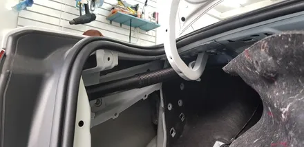[대구씨앤디] 추운 겨울철 🥶 필수옵션 / 버튼하나로 해결 : BMW G30 520d 18년식 전동트렁크 및 열선핸들 시공 : BMW옵션 수입차용품 트렁크버튼이식 남구 대명동 :