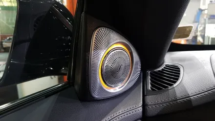 벤츠 S400d W222 부메스터 전동트위터 스피커 장착작업 벤츠부메스터튜닝작업 엠비언트 스피커튜닝장착점 벤츠전문점 벤츠튜닝전문점 실내무드등 대구앞산씨앤디인터내셔널