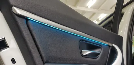 BMW 3시리즈 F30 320d 실내 엠비언트 라이트 시공 후기 대구 BMW튜닝 BMW정비 전문점 대구수입차정비 씨앤디 4도어 LED 무드등 가변엠비언트 2WAY 수입차튜닝