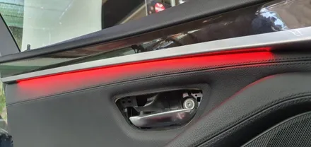 BMW 5시리즈 F10 528i 레드 엠비언트 장착 작업 BMW528i 순정형 엠비언트 F10 실내 무드등 감성UP 튜닝UP LED 레드단색엠비언트 시공 후기 대구 씨앤디인터내셔널