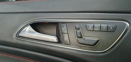 대구 벤츠 CLA 45 AMG 4매틱 송풍구, 도어트림, 대시보드 엠비언트 시공기 차량 내 분위기를 엠비언트 시공으로 반전! 대구엠비언트 엠비언트라이트 자동차엠비언트 엠비언트시공