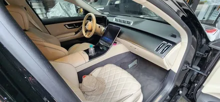 [C&D인터내셔널] 벤츠 S클래스 W223 S450 23년식/ 엠비언트라이트로 실내 분위기를 은은하게! 4D 부메스터 스피커/ 액티브 엠비언트/ 미드커버 엠비언트/ 피아노 라커트림