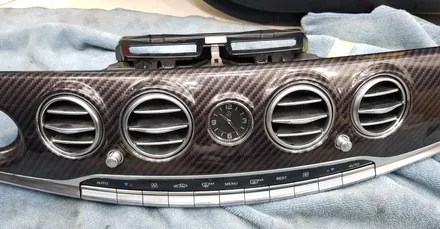 벤츠 S클래스 W222 S500 송풍구LED 천장 센터/사이드 엠비언트, 선글라스케이스 실버 부메스터st 엠비언트 시공 작업 대구 벤츠튜닝 실내엠비언트 장착 전문점 씨앤디인터내셔널