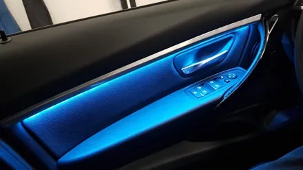 BMW 320d 실내 엠비언트 장착 작업 후기,실내등 무드등 엠비언트 튜닝 전문점 수입차 정비 대명동 씨앤디인터내셔널 17년식 3시리즈 가변 도어 및 오디오 엠비언트 앞산 C&D