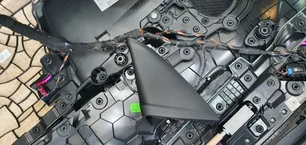 BMW G30 520d 회오리트위터+미드레인지 커버 장착 작업 대구 BMW튜닝 G30회오리스피커 실내 시공후기 엠비언트 튜닝 수입차정비 전문 씨앤디LED미드커버 바워스ST