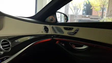 벤츠 W222 S560 4MATIC 부메스터ST 전동 트위터 장착 작업] S클래스18년형 스피커 시공 3D전동트위터 실내무드등 엠비언트 대구벤츠정비 벤츠튜닝 벤츠전문점 대구씨앤디