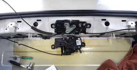 [대구씨앤디] 추운 겨울철 🥶 필수옵션 / 버튼하나로 해결 : BMW G30 520d 18년식 전동트렁크 및 열선핸들 시공 : BMW옵션 수입차용품 트렁크버튼이식 남구 대명동 :