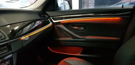 :: 대구 튜닝샵 528i F10 13년식 엠비언트 잘하는 곳 🌈:: BMW 5시리즈 3색 엠비언트(가변) 장착 - 주황색 / 아이스블루 / 화이트  :: 수입차 전문점 씨앤디✔