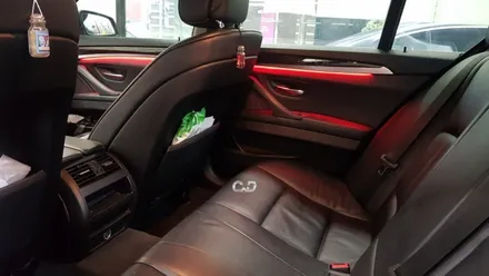 수입차튜닝 : BMW 5시리즈 F10 520d (2011) 가변 실내 엠비언트 시공 : 4도어 + 조수석 대시보드 / 스타트버튼 1대1 교체 / 남구대명동 대구정비소 대구씨앤디✨