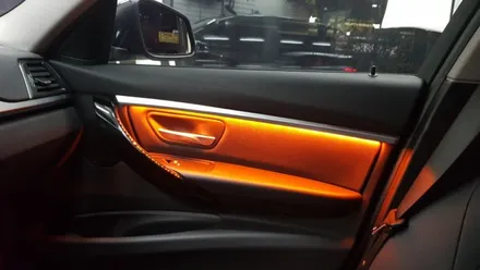 BMW 3시리즈 320d 가변 도어 및 오디오 엠비언트 시공 작업 도어엠비언트 실내튜닝 엠비언트튜닝 무드등 실내무드등 BMW튜닝 BMW정비 BMW맛집 대구 씨앤디 인터내셔널