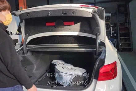 [대구씨앤디] 추운 겨울철 🥶 필수옵션 / 버튼하나로 해결 : BMW G30 520d 18년식 전동트렁크 및 열선핸들 시공 : BMW옵션 수입차용품 트렁크버튼이식 남구 대명동 :