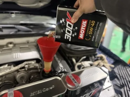(화성튜닝샵)벤츠glc63 amg 모튤300v 엔진오일교환 에어크리너 교환 작업을 하였습니다. / 경기 화성